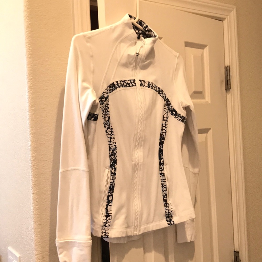 Lululemon spandex jacket size m